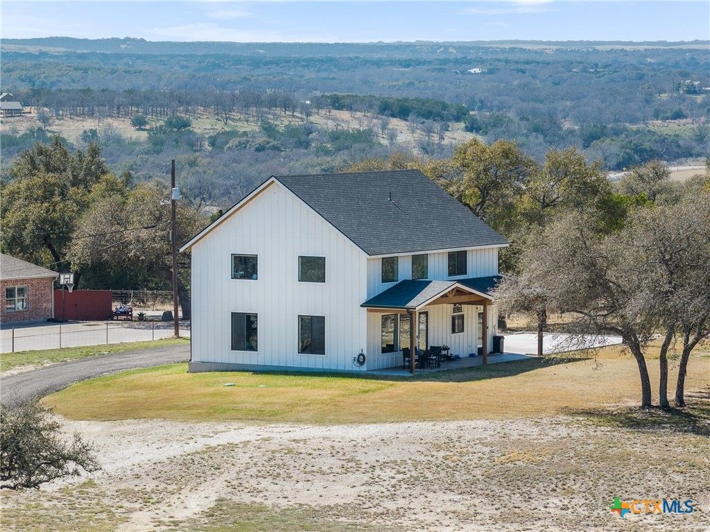 1800 Diamond Ridge Drive, Lampasas, TX 76550