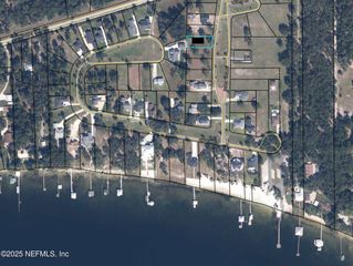 4042 BUENA VISTA AVE. Avenue, Starke, FL 32091