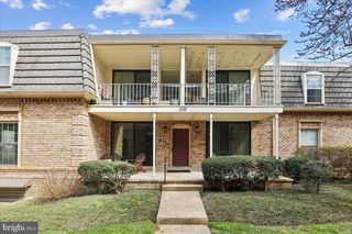 3127 PATRICK HENRY DR #227, Falls Church, VA 22044