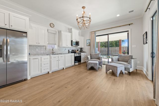 109 Stony Trek Drive, Youngsville, LA 70592