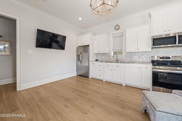 109 Stony Trek Drive, Youngsville, LA 70592