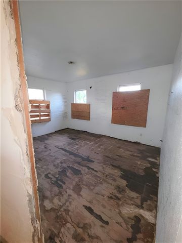 926 Park Ave, Corpus Christi, TX 78401