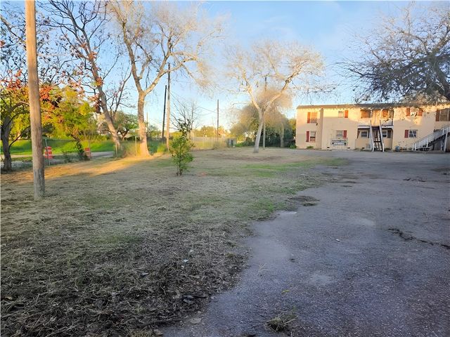 926 Park Ave, Corpus Christi, TX 78401