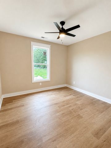 71 Dukes Park Rd, Summertown, TN 38483