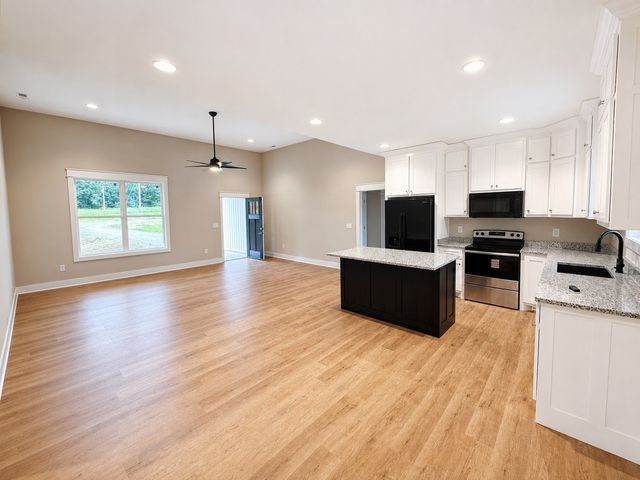 71 Dukes Park Rd, Summertown, TN 38483