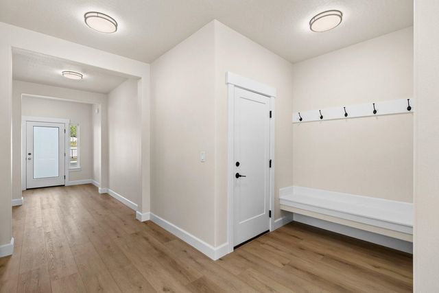 13306 N Starling Ln, Spokane, WA 99208