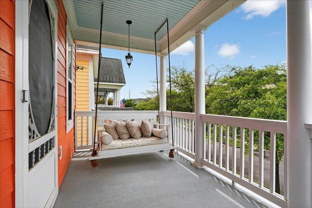 121 Hyacinth Street, Summerville, SC 29483