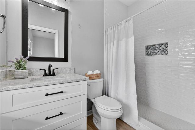 121 Hyacinth Street, Summerville, SC 29483