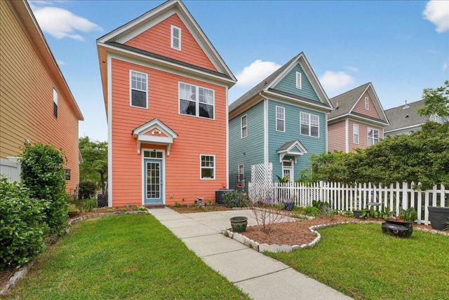 121 Hyacinth Street, Summerville, SC 29483