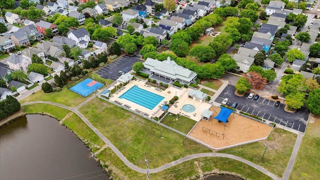 121 Hyacinth Street, Summerville, SC 29483