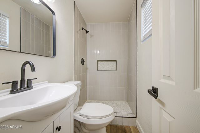 6649 W CAMBRIDGE Avenue, Phoenix, AZ 85035