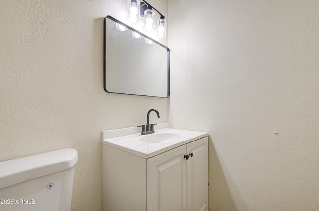 6649 W CAMBRIDGE Avenue, Phoenix, AZ 85035