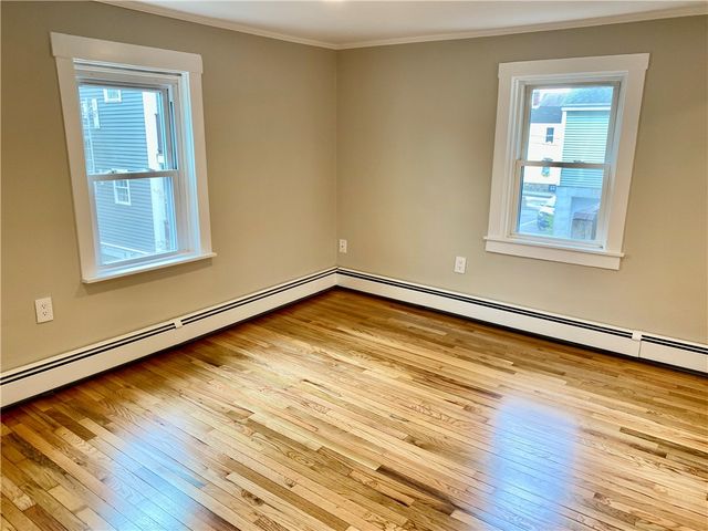 5 Simmons Street 2, Newport, RI 02840