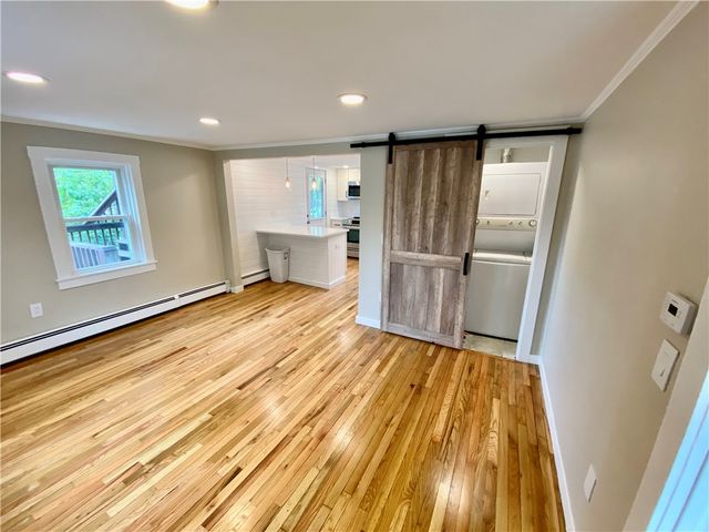 5 Simmons Street 2, Newport, RI 02840