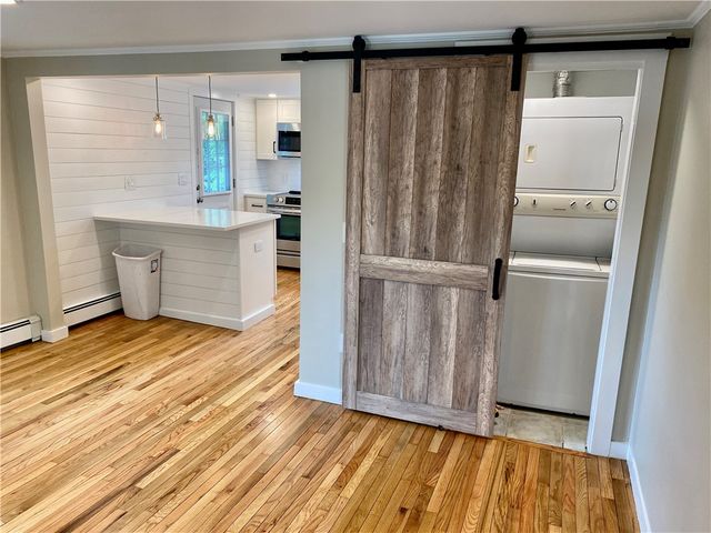 5 Simmons Street 2, Newport, RI 02840