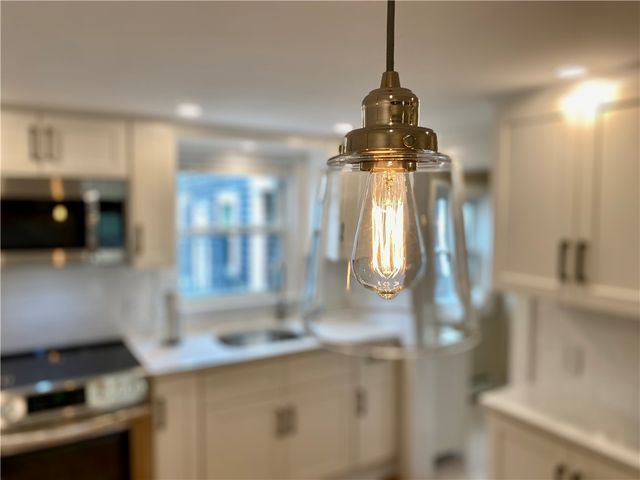 5 Simmons Street 2, Newport, RI 02840