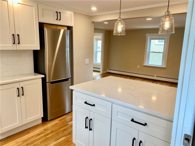 5 Simmons Street 2, Newport, RI 02840
