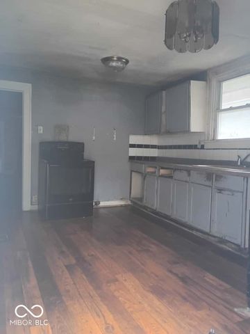 406 N Temple Avenue, Indianapolis, IN 46201