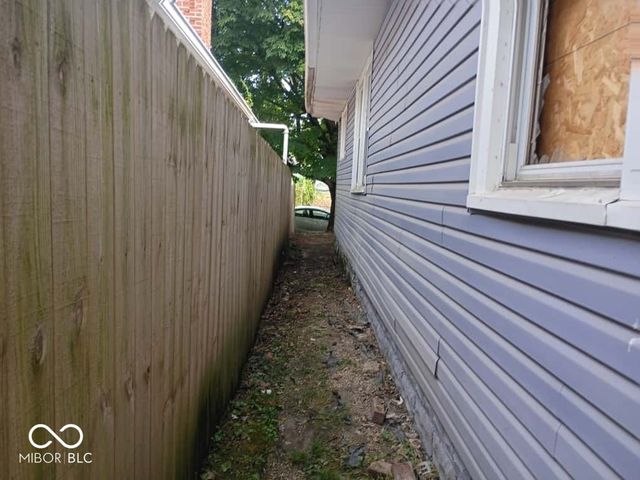 406 N Temple Avenue, Indianapolis, IN 46201