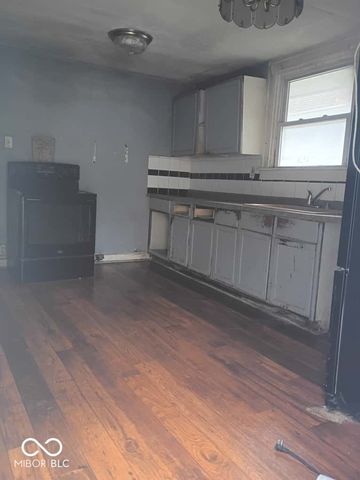 406 N Temple Avenue, Indianapolis, IN 46201