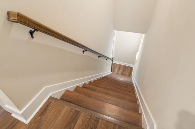 2012 Village Park Cir, Old Hickory, TN 37138
