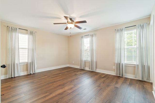 2012 Village Park Cir, Old Hickory, TN 37138