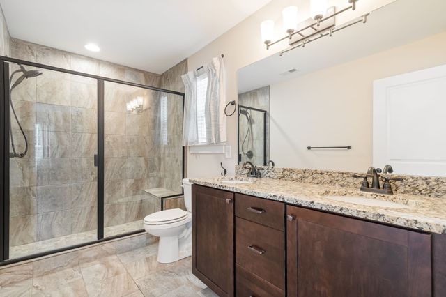 2012 Village Park Cir, Old Hickory, TN 37138