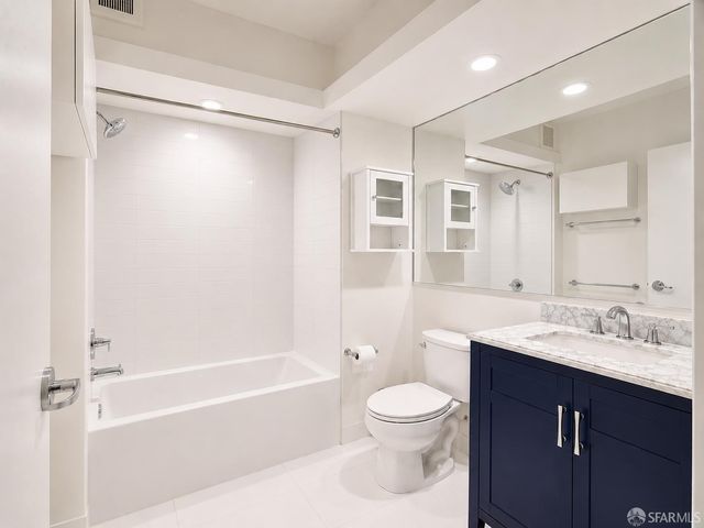 400 Grove Street 305, San Francisco, CA 94102