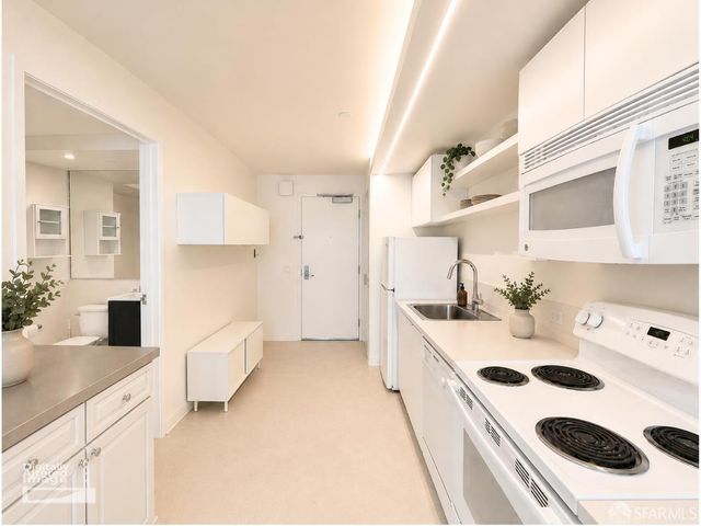 400 Grove Street 305, San Francisco, CA 94102
