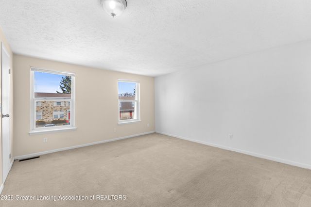 6137 Scotmar Drive, Lansing, MI 48911