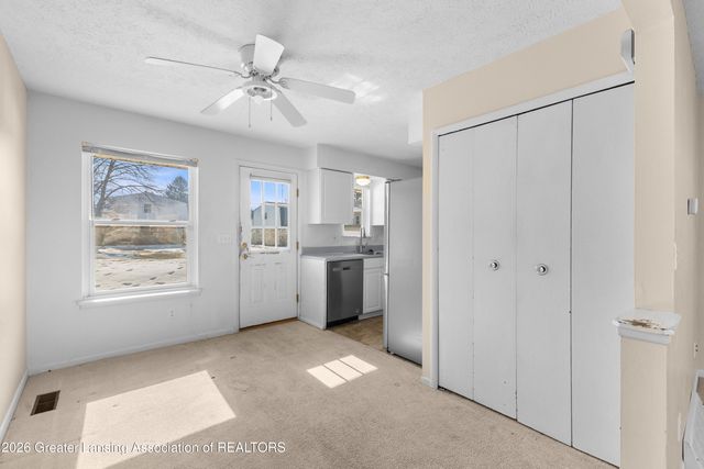 6137 Scotmar Drive, Lansing, MI 48911