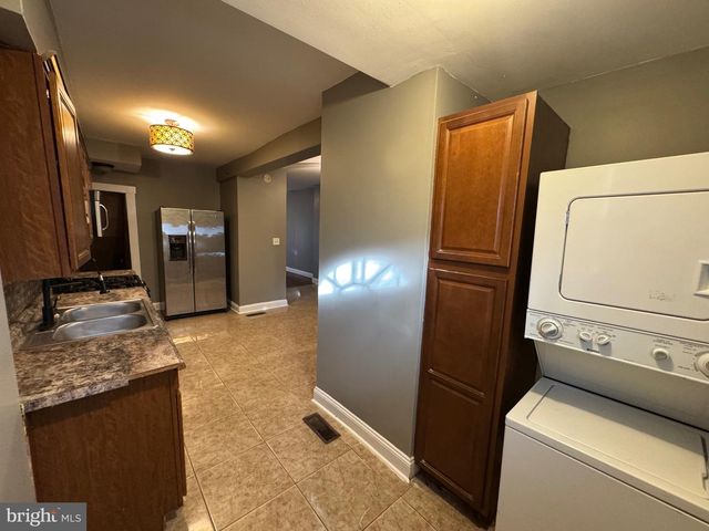 1321 CAMBRIA ST, Baltimore, MD 21225