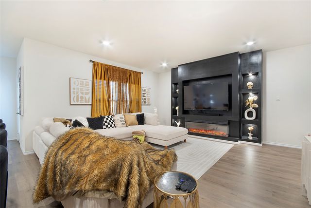 1211 Goodnight Circle, Crandall, TX 75114