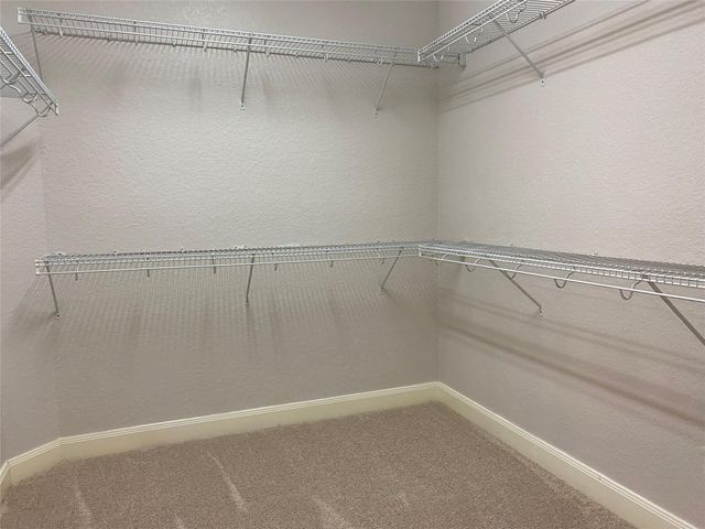 204 Bailey Brook Lane, Dickinson, TX 77539