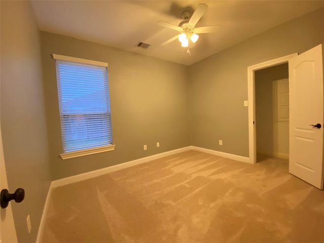 204 Bailey Brook Lane, Dickinson, TX 77539