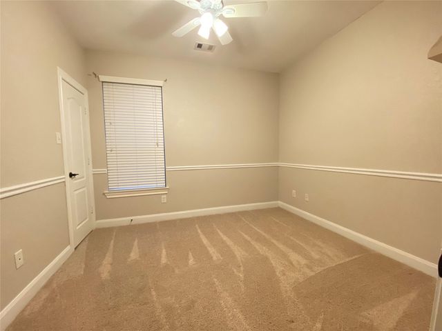 204 Bailey Brook Lane, Dickinson, TX 77539