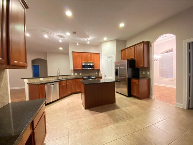 204 Bailey Brook Lane, Dickinson, TX 77539