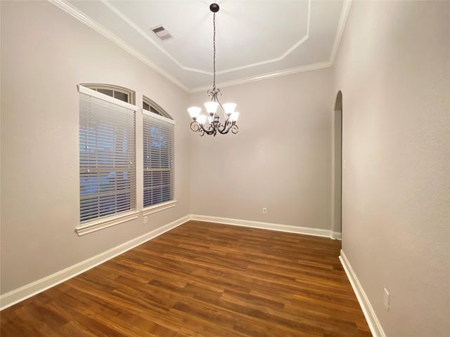 204 Bailey Brook Lane, Dickinson, TX 77539