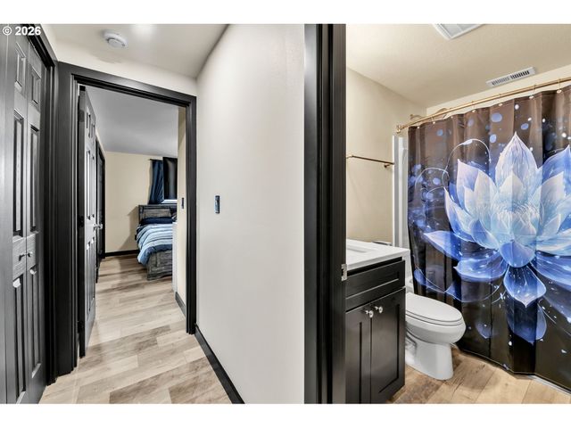 3740 MARSHALL Ave, Eugene, OR 97402