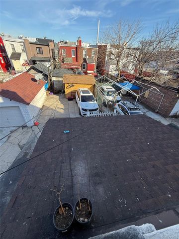 10737 Van Wyck Expressway, Jamaica, NY 11435