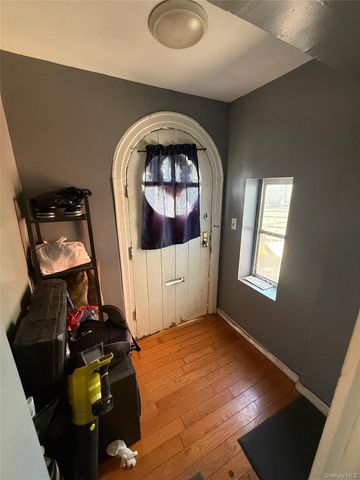 10737 Van Wyck Expressway, Jamaica, NY 11435