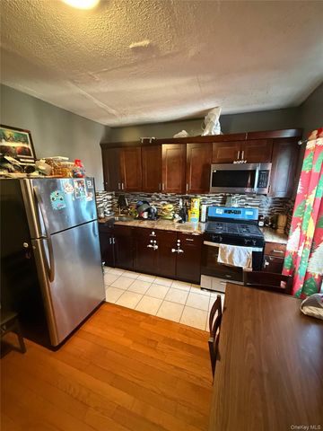 10737 Van Wyck Expressway, Jamaica, NY 11435