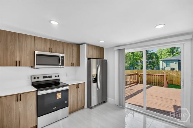 1011 Richards Street, Savannah, GA 31415