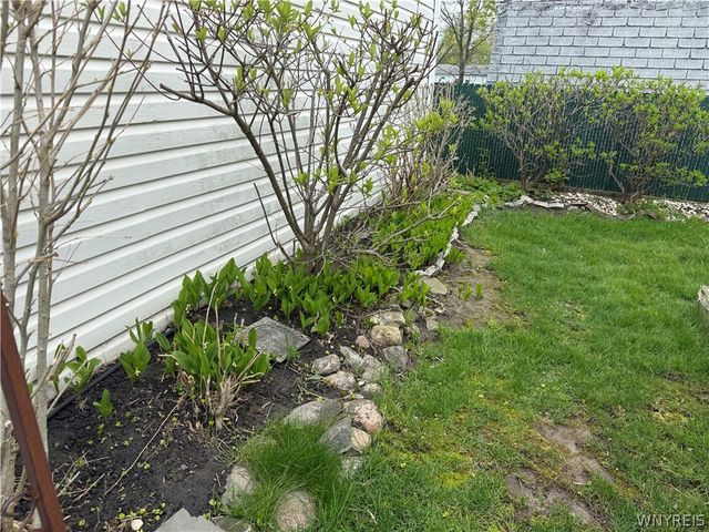 119 Greenleaf Avenue, Tonawanda, NY 14150