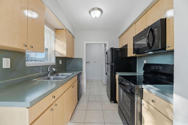 5649 SW 36th Court, West Park, FL 33023