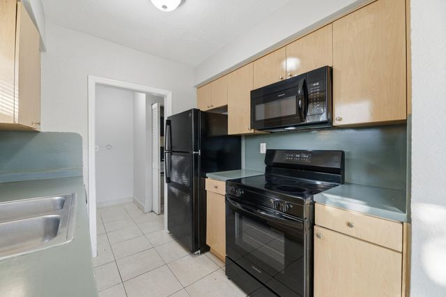 5649 SW 36th Court, West Park, FL 33023