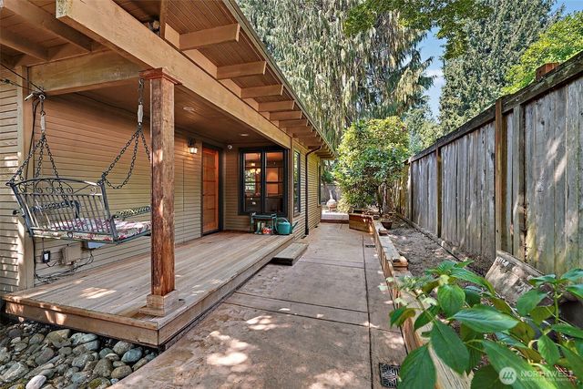 12838 NE 73rd Street, Kirkland, WA 98033