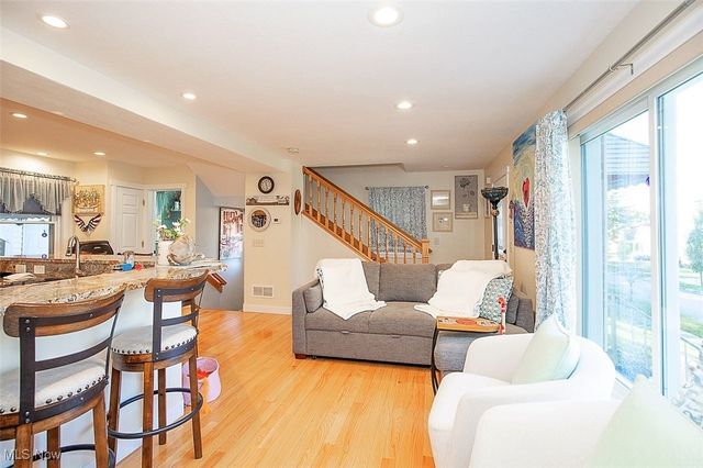 24690 Hawthorne Drive, Euclid, OH 44117