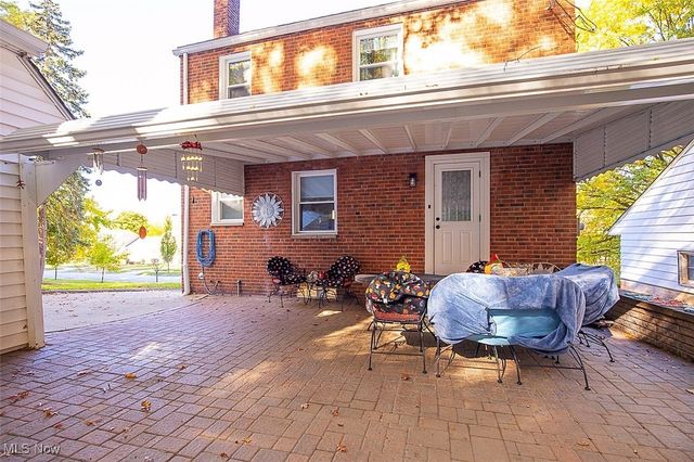 24690 Hawthorne Drive, Euclid, OH 44117