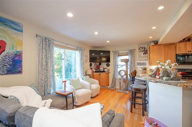 24690 Hawthorne Drive, Euclid, OH 44117